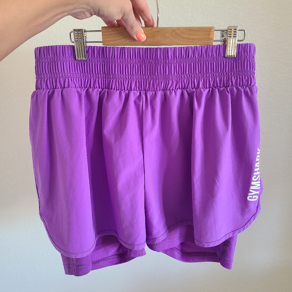 Gymshark Womens Pulse Mid Rise Shorts, Bright Purple - Picture 3 of 5